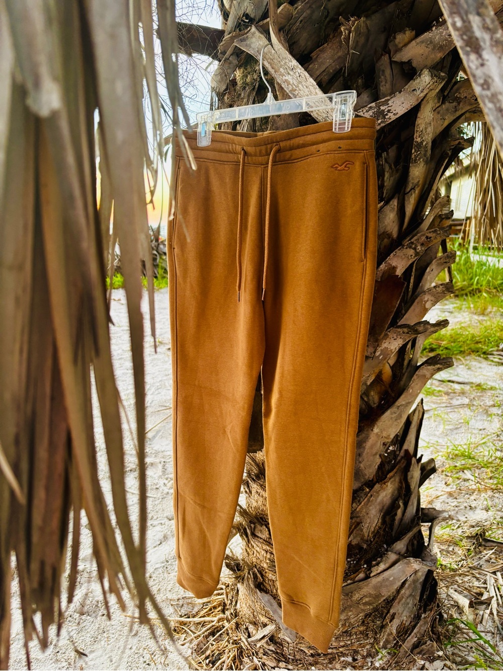 Hollister Brown Jogger Sweatpants - Drawstring Waist